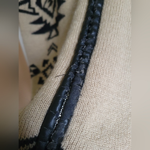 Forever 21 Aztec Hooded Zip Sweater - Picture 2 of 4